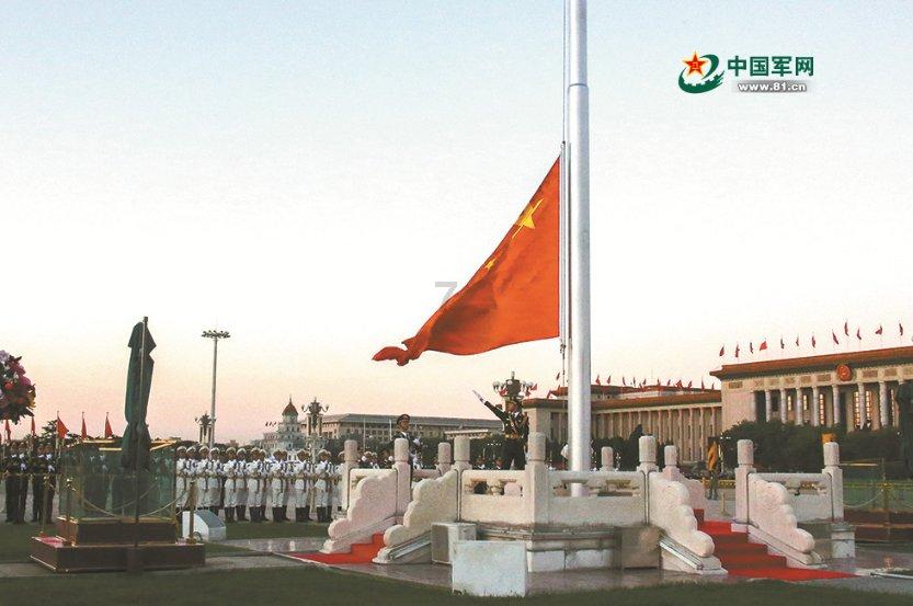 巴勒斯坦最伟大的球员，死在了炸弹下